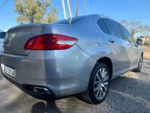 PEUGEOT 408 FELINE THP TIPTRONIC MODELO 2018 - Imagen 9