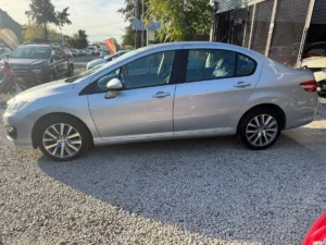 PEUGEOT 408 ALLURE PACK THP TIPTRONIC MODELO 2019 - Imagen 6