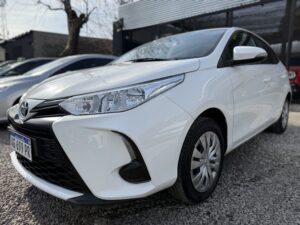 YARIS XS 1.5 6M/T - Imagen 4