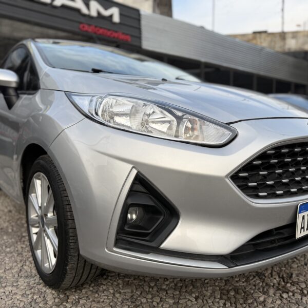 FORD FIESTA 1.6L SE **VENDIDO**
