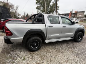 TOYOTA HILUX 4X2 D/C DX 2.4 TDI 6 M/T GRIS - Imagen 8