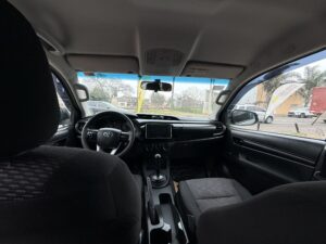 TOYOTA HILUX 4X2 D/C DX 2.4 TDI 6 M/T GRIS - Imagen 11
