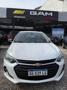 CHEVROLET ONIX PLUS 1.2 MT 4 ptas MODELO 2023 - Imagen 2