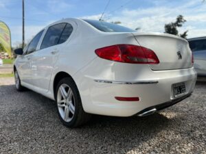 408 ALLURE 2.0N NAV 143cv - Imagen 3