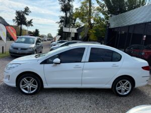 408 ALLURE 2.0N NAV 143cv - Imagen 4