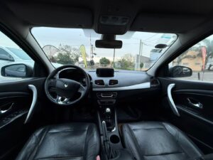 FLUENCE 2.0 16V LUXE RLINK CUIR C/GNC - Imagen 10