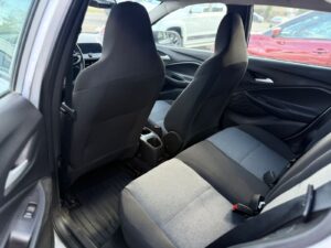 CHEVROLET ONIX 1.2 MT LT GRIS - Imagen 13