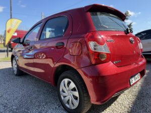 TOYOTA ETIOS X 1.5 6M/T My19 MODELO 2023 - Imagen 5
