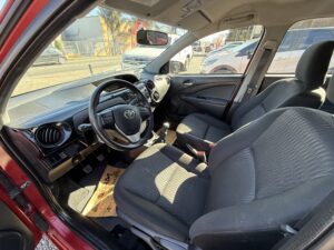 TOYOTA ETIOS X 1.5 6M/T My19 MODELO 2023 - Imagen 10