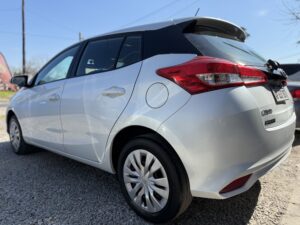 TOYOTA YARIS XS 1.5 6M/T MODELO 2022 - Imagen 5