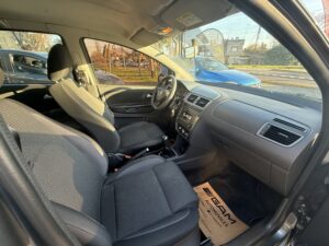 VOLKSWAGEN	SURAN 1.6 CONFORTLINE MODELO 2018 - Imagen 6