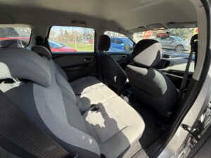 CHEVROLET SPIN 1.3 D 7P LTZ M/T MODELO 2017 - Imagen 14