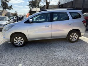 CHEVROLET SPIN 1.3 D 7P LTZ M/T MODELO 2017 - Imagen 4