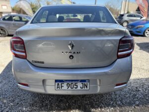 Renault Logan 1.6 16v Life - Imagen 6