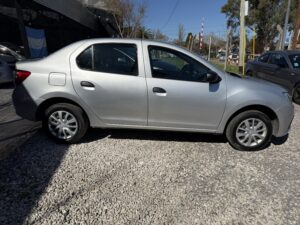 Renault Logan 1.6 16v Life - Imagen 8