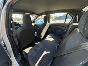 Renault Logan 1.6 16v Life - Imagen 12
