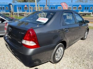 TOYOTA	ETIOS X 1.5 6TA GRIS 4 PTAS MODELO 2024 - Imagen 10