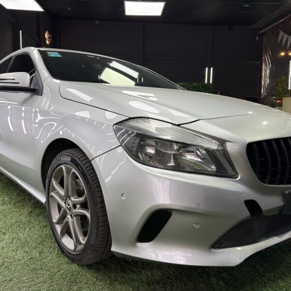 MERCEDES BENZ A 200 BLUE EFFICIENCY URBAN AT MODELO 2017