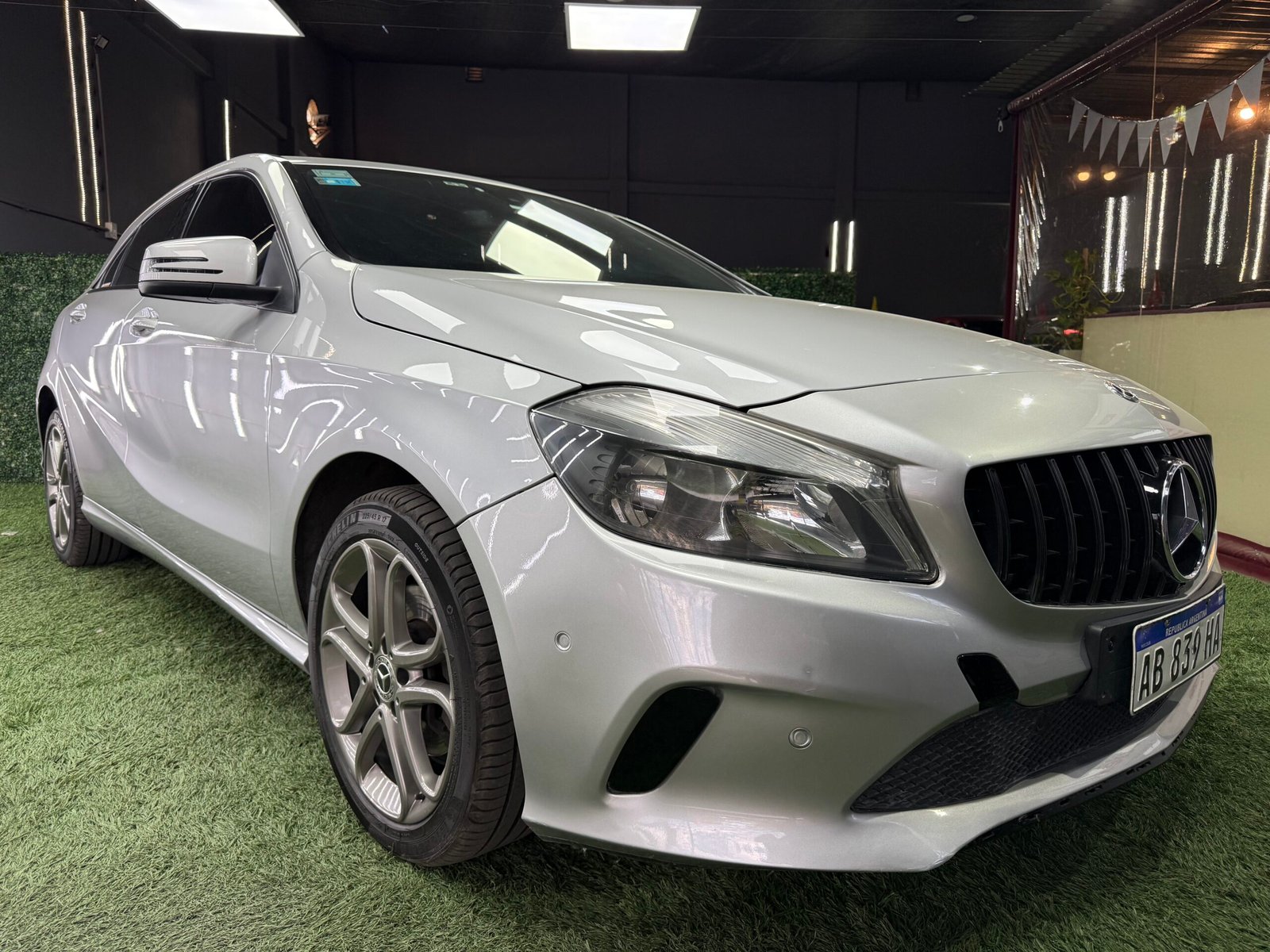 MERCEDES BENZ A 200 BLUE EFFICIENCY URBAN AT MODELO 2017