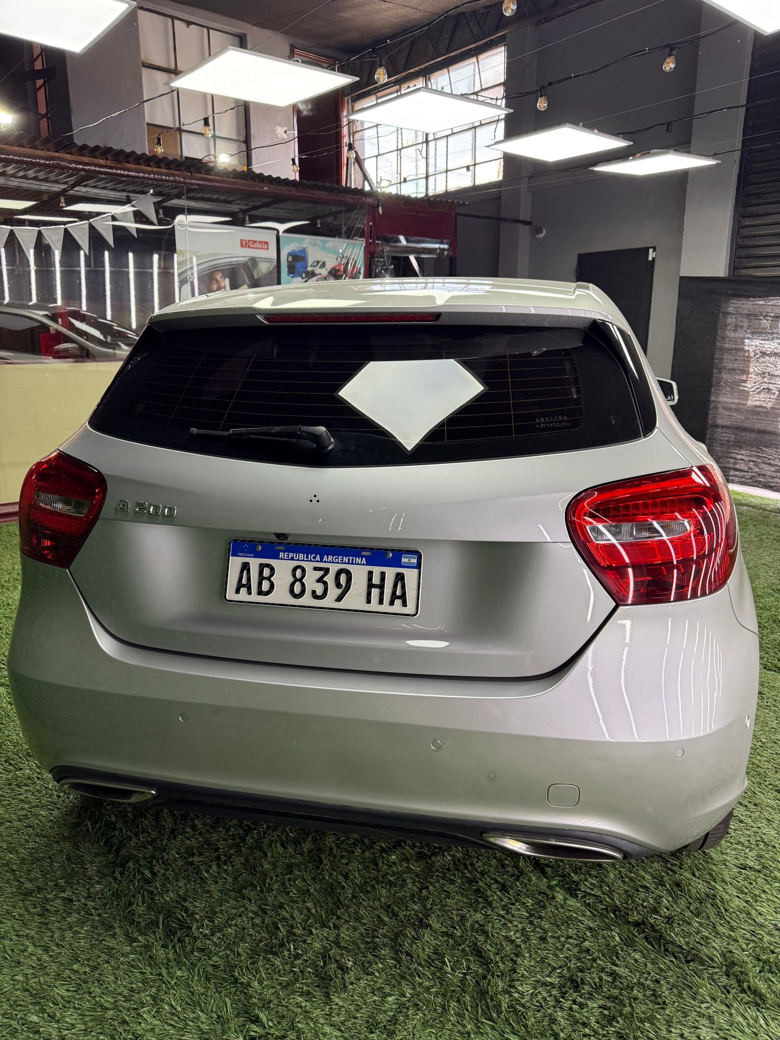 MERCEDES BENZ A 200 BLUE EFFICIENCY URBAN AT MODELO 2017 - Imagen 7