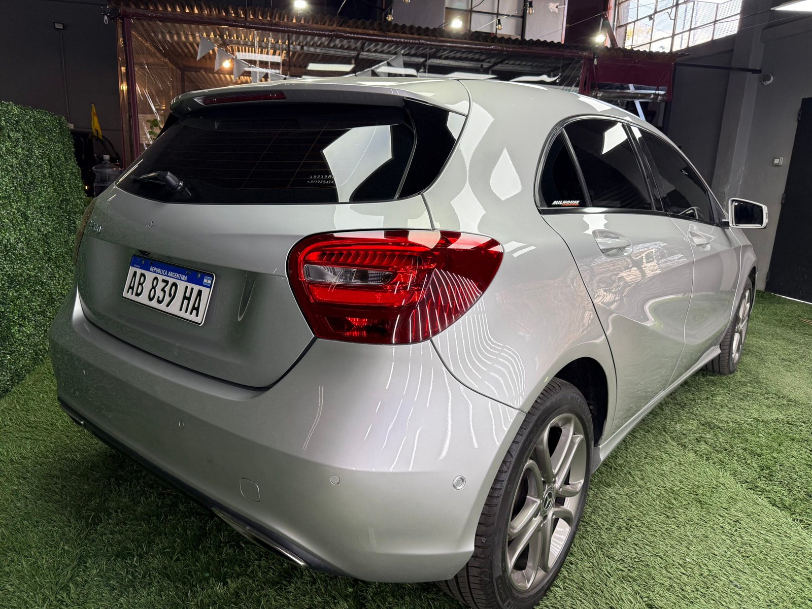 MERCEDES BENZ A 200 BLUE EFFICIENCY URBAN AT MODELO 2017 - Imagen 6