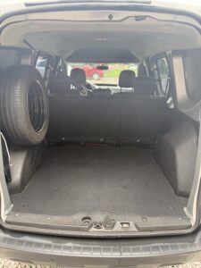 RENAULT	KANGOO II EXPRESS CONFORT 5A 1.6 SCE C/GNC MODELO 2023 - Imagen 16
