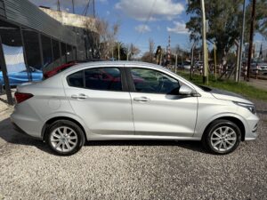 FIAT	CRONOS LIKE 1,3 GRIS MODELO 2023 - Imagen 8
