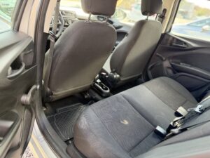 FIAT	CRONOS LIKE 1,3 GRIS MODELO 2023 - Imagen 11
