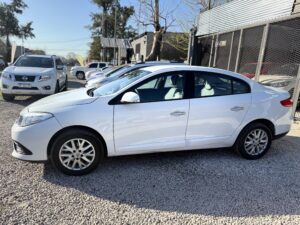 RENAULT	FLUENCE PH2 1.6 DYNAMIQUE PACK MODELO 2015 - Imagen 4