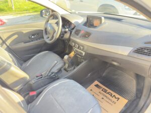 RENAULT	FLUENCE PH2 1.6 DYNAMIQUE PACK MODELO 2015 - Imagen 11