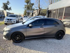 MERCEDES BENZ	A 200 BLUE EFFICIENCY URBAN AT MODELO 2017 - Imagen 4