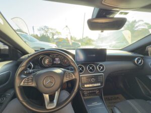 MERCEDES BENZ	A 200 BLUE EFFICIENCY URBAN AT MODELO 2017 - Imagen 12