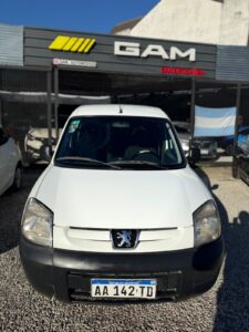 PEUGEOT	PARTNER CONFORT 1.4 5 PLAZAS C/GNC MODELO 2016 - Imagen 7