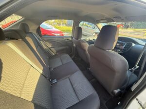 TOYOTA	ETIOS X 1.5 6TA BLANCO MODELO 2023 - Imagen 12