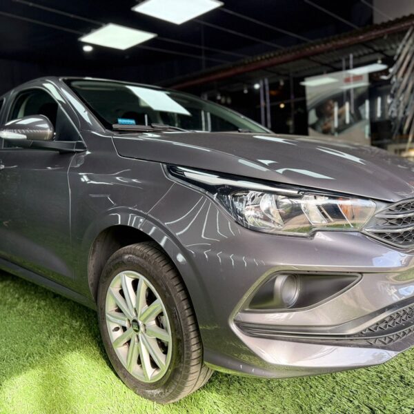 FIAT CRONOS LIKE 1,3 GRIS AÑO 2025