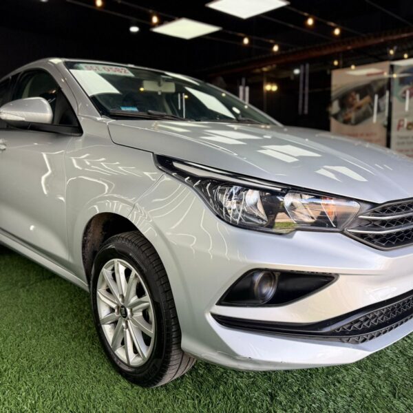 FIAT CRONOS LIKE 1,3 GRIS AÑO 2025