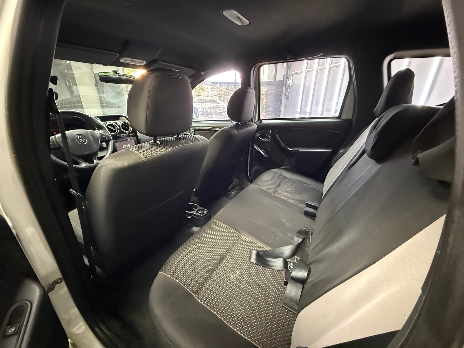 RENAULT DUSTER PH2 PRIVILEGE 1.6 2019 - Imagen 13