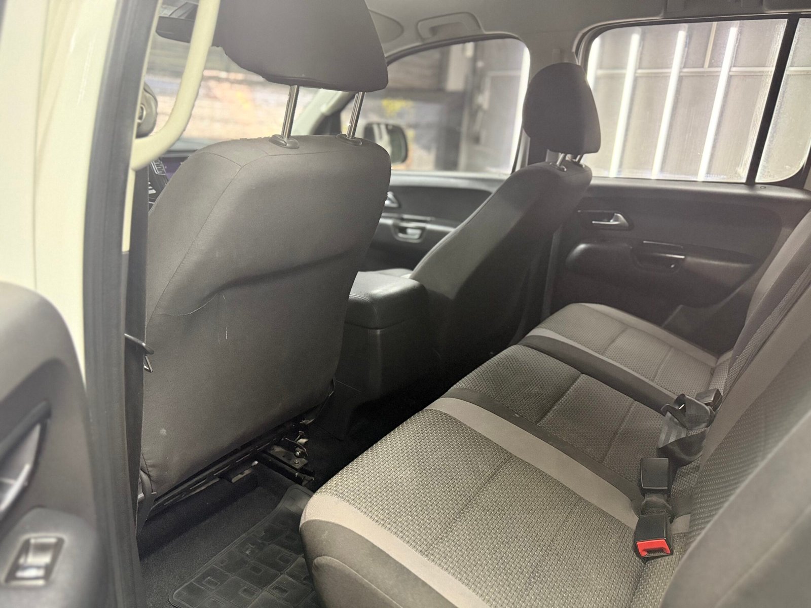 VOLKSWAGEN AMAROK COMFORTLINE 4X4 AUT V6 3.0L 258 CV AÑO 2022 - Imagen 11