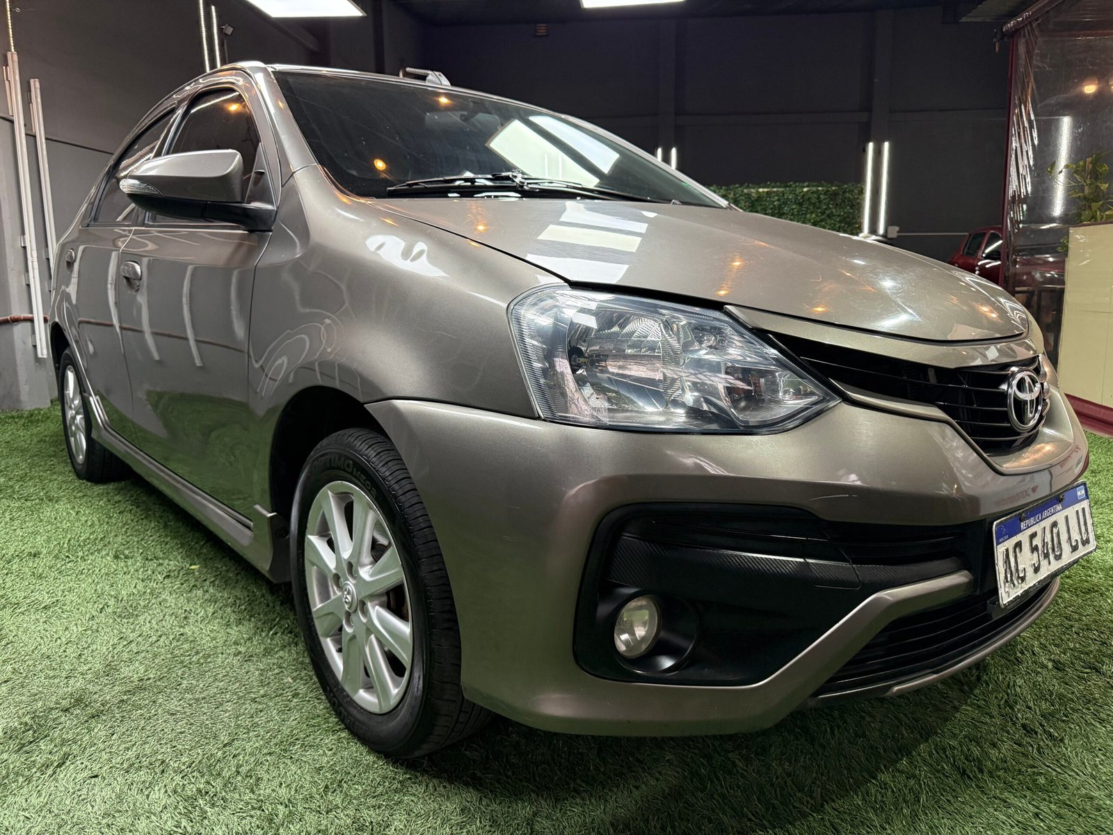 TOYOTA ETIOS XLS 1.5 6M/T 2018