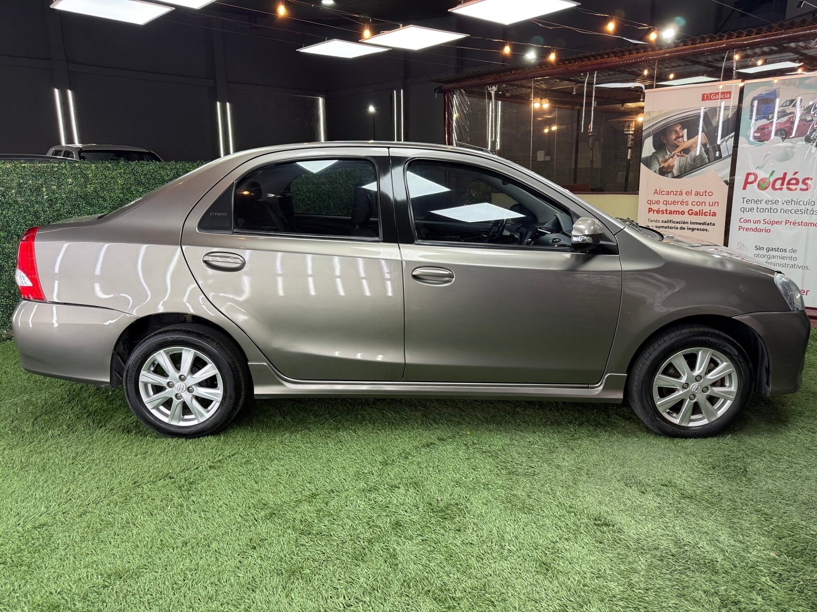 TOYOTA ETIOS XLS 1.5 6M/T 2018 - Imagen 5