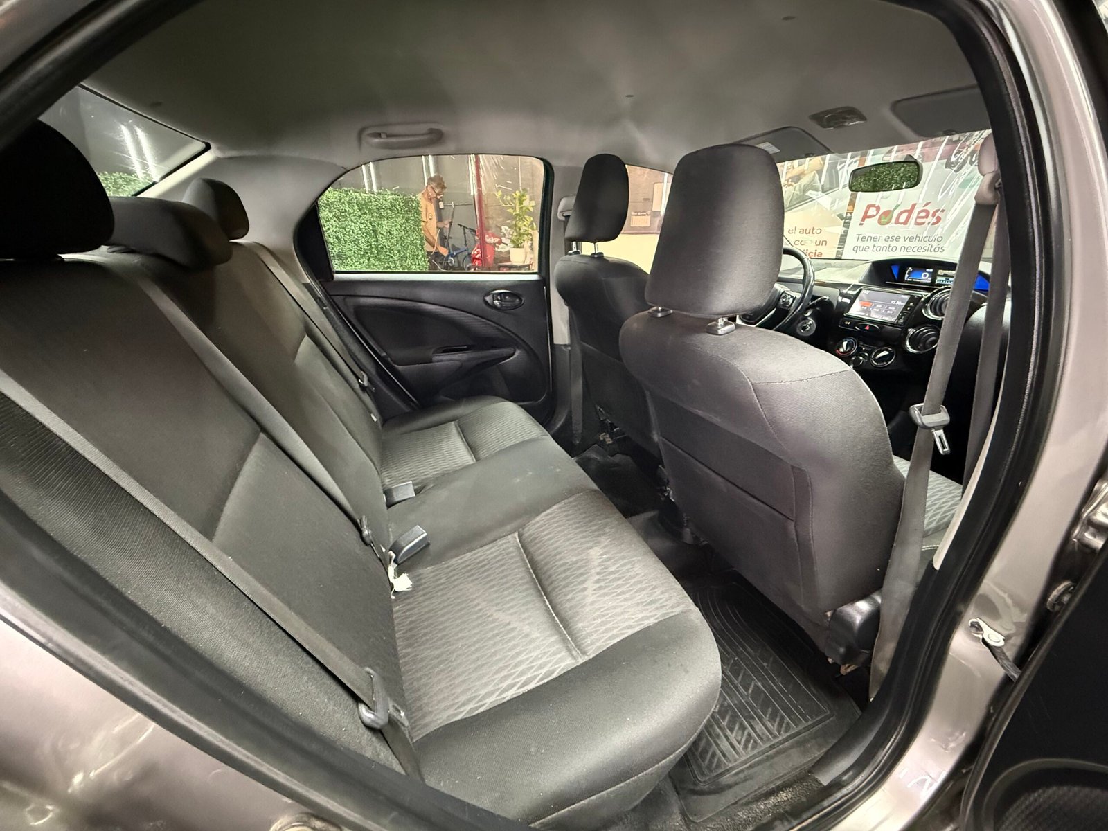 TOYOTA ETIOS XLS 1.5 6M/T 2018 - Imagen 13