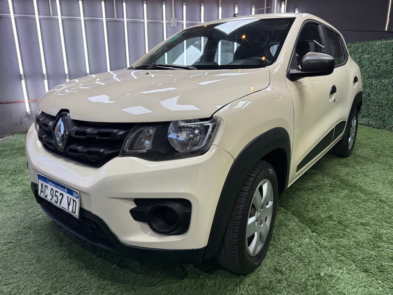 RENAULT KWID ZEN 1.0 2018 - Imagen 4