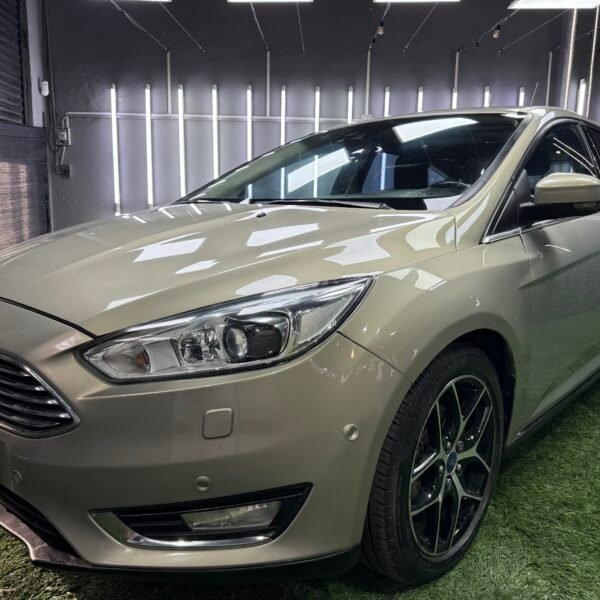 FORD FOCUS 5P 2.0 MT TITANIUM 2016