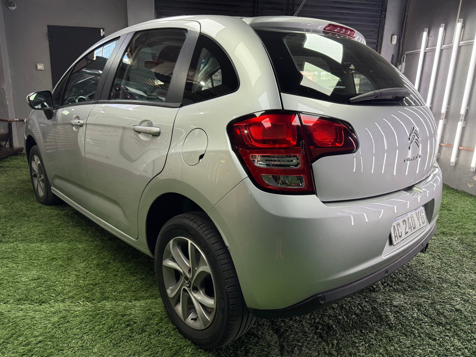 CITROEN C3 VTI 115 AT6 FEEL AM18 2018 - Imagen 9