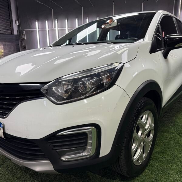 RENAULT CAPTUR ZEN 2.0 2017