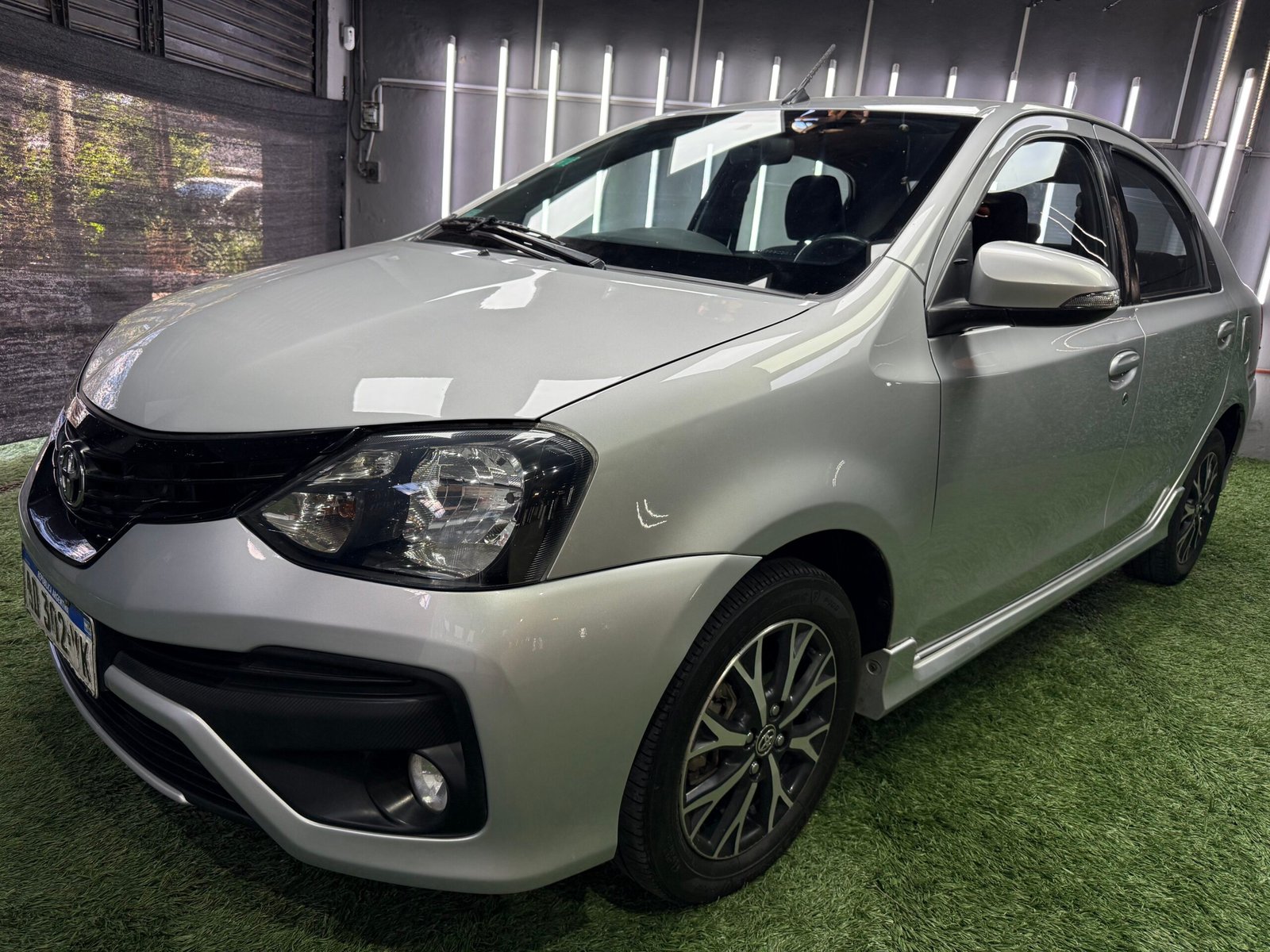TOYOTA ETIOS XLS 1.5 6M/T 2019 - Imagen 4