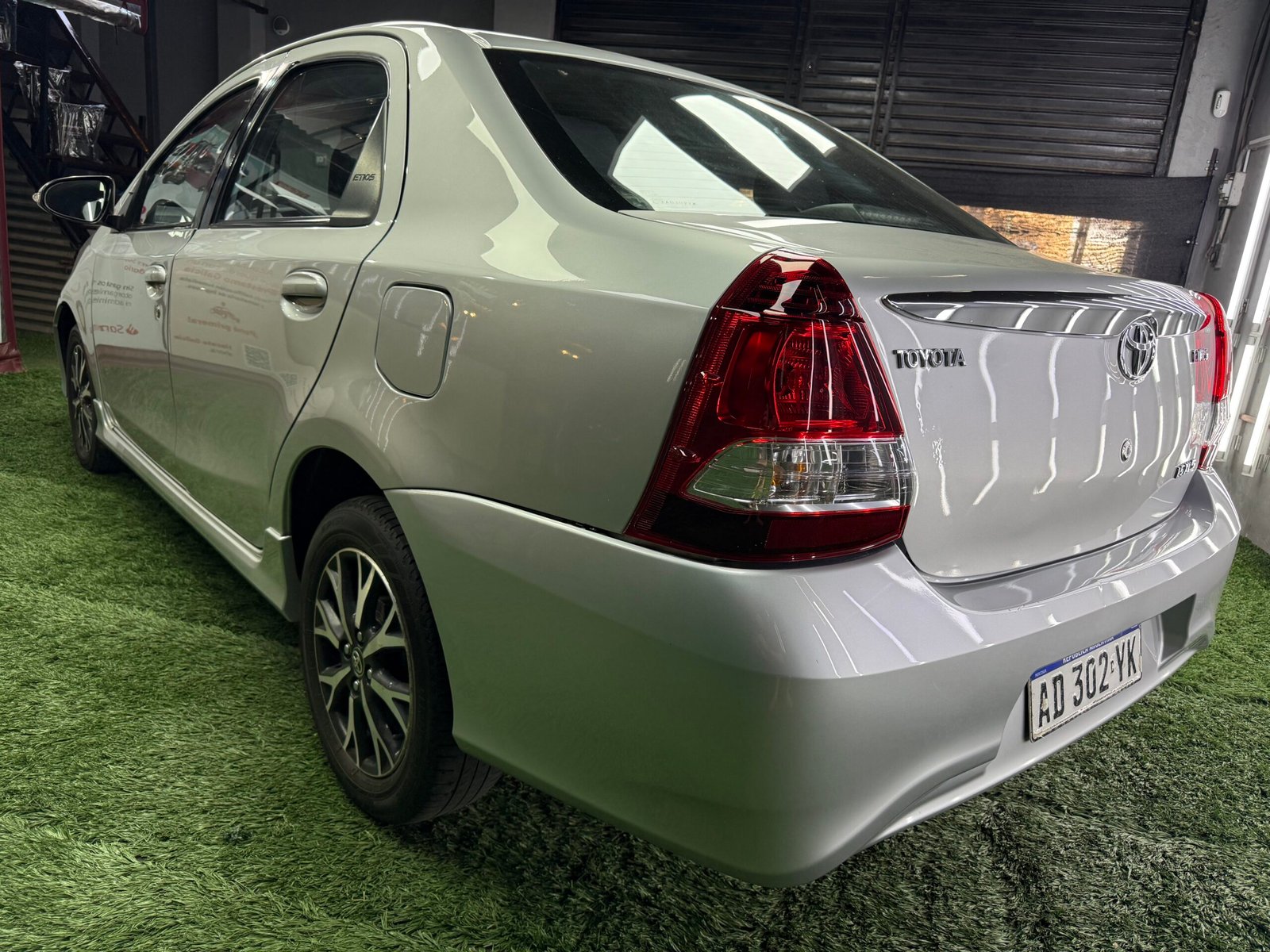 TOYOTA ETIOS XLS 1.5 6M/T 2019 - Imagen 9