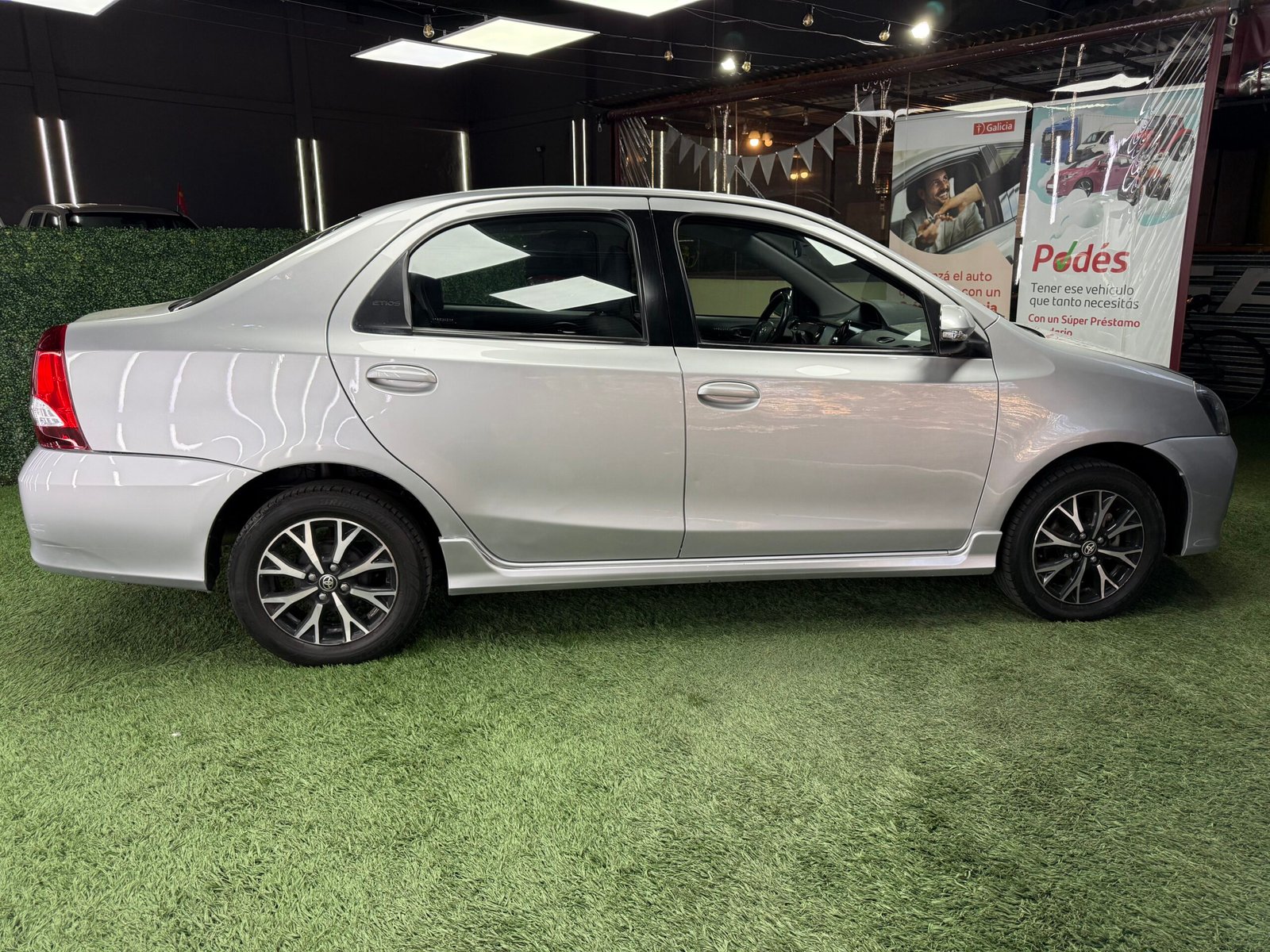 TOYOTA ETIOS XLS 1.5 6M/T 2019 - Imagen 5
