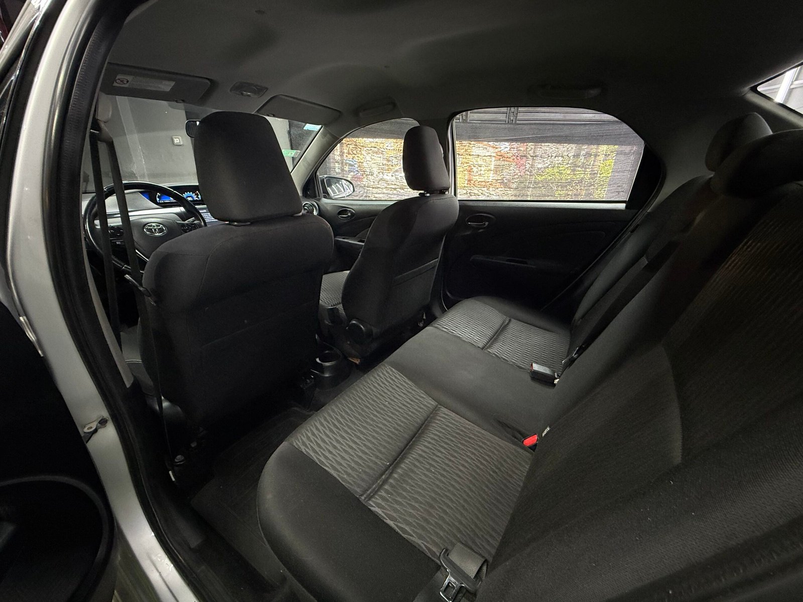 TOYOTA ETIOS XLS 1.5 6M/T 2019 - Imagen 13