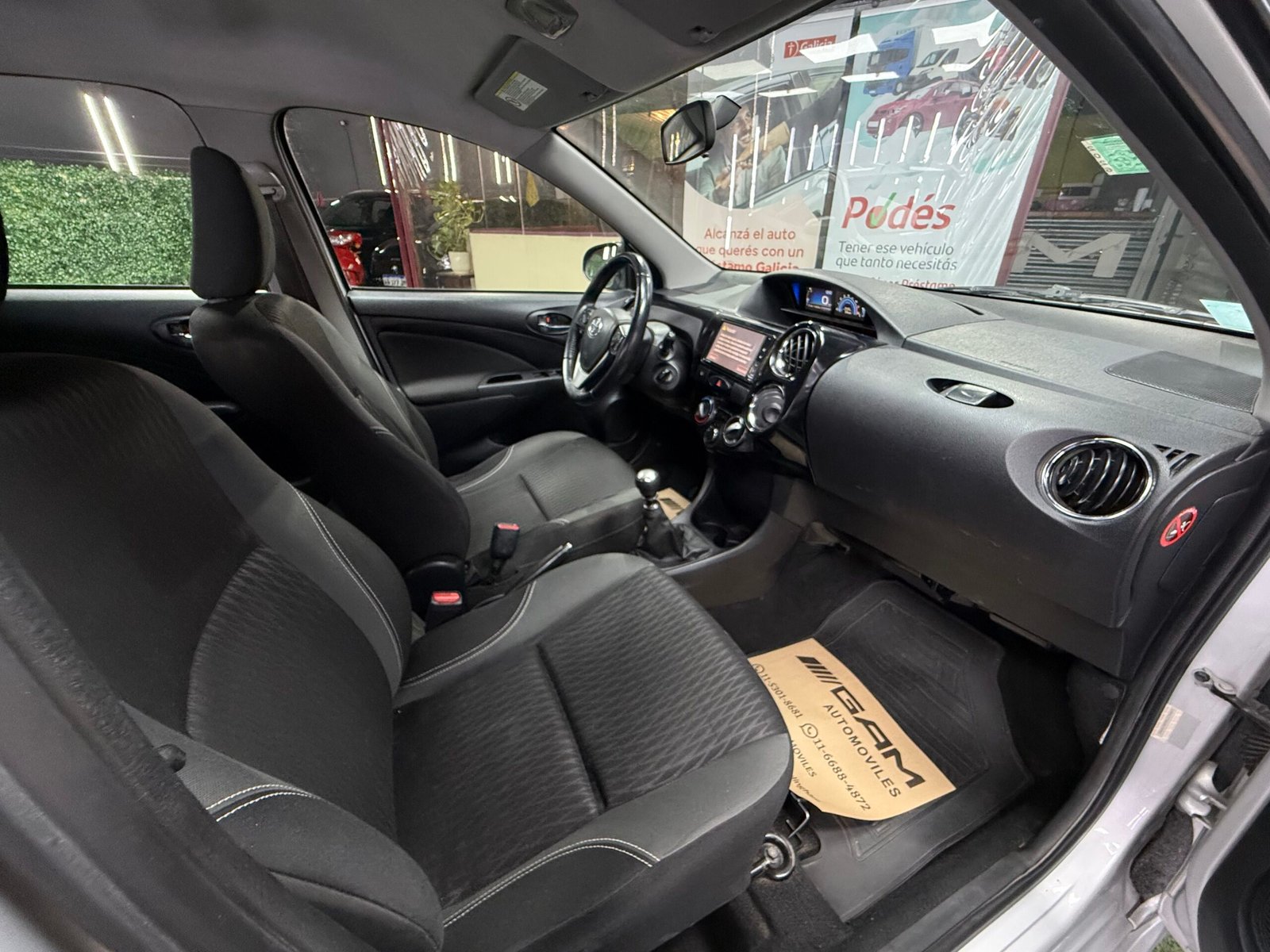 TOYOTA ETIOS XLS 1.5 6M/T 2019 - Imagen 12